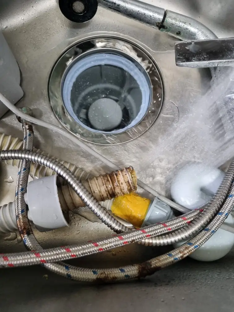 싱크대 배수구통 교체 12